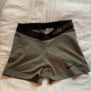 NIKE PROS